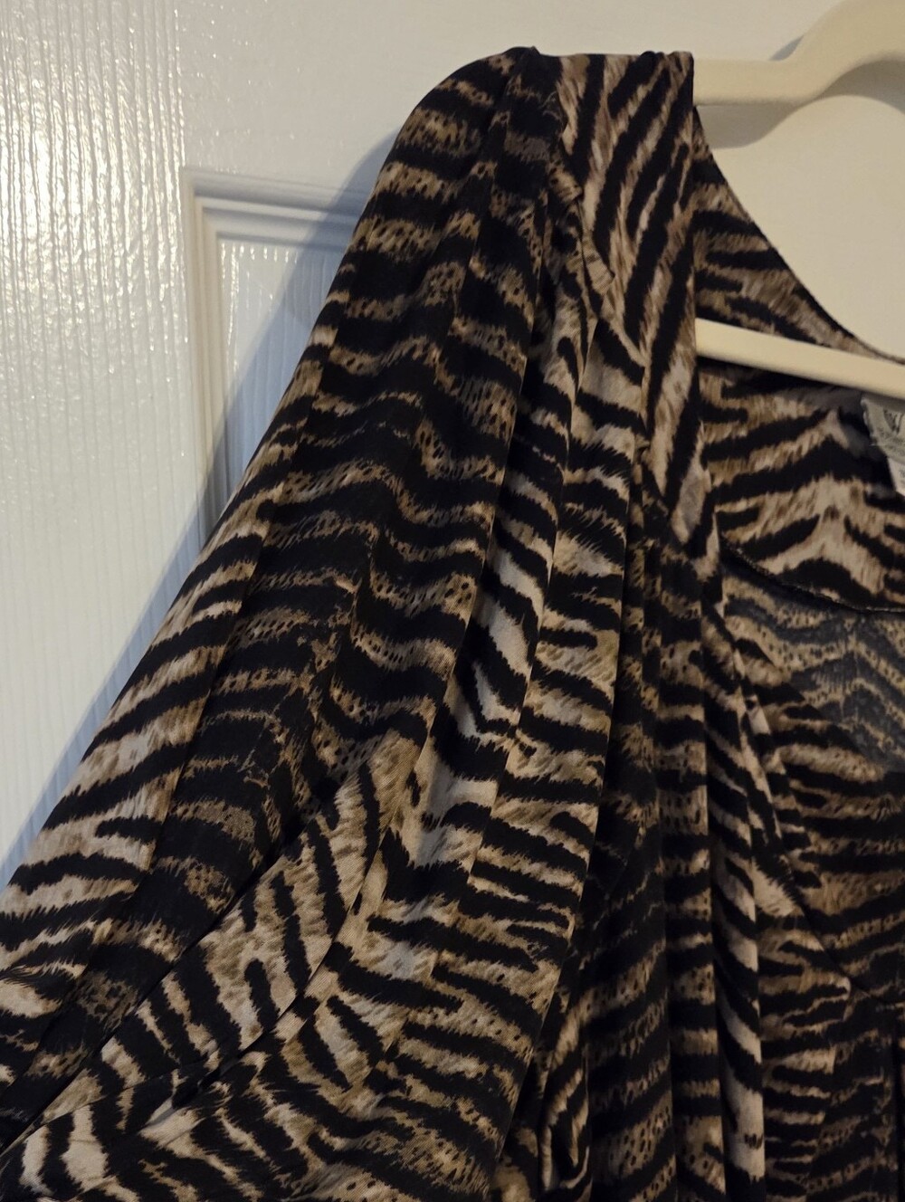 Worthington Tiger Print Blouse - Picture 4 of 6